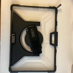 Urban Armor Gear holder for Microsoft surface pro 7